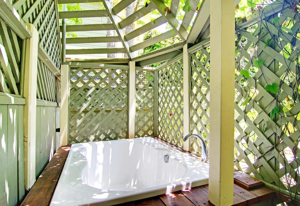 Inn at Depot Hill Inn in Capitola