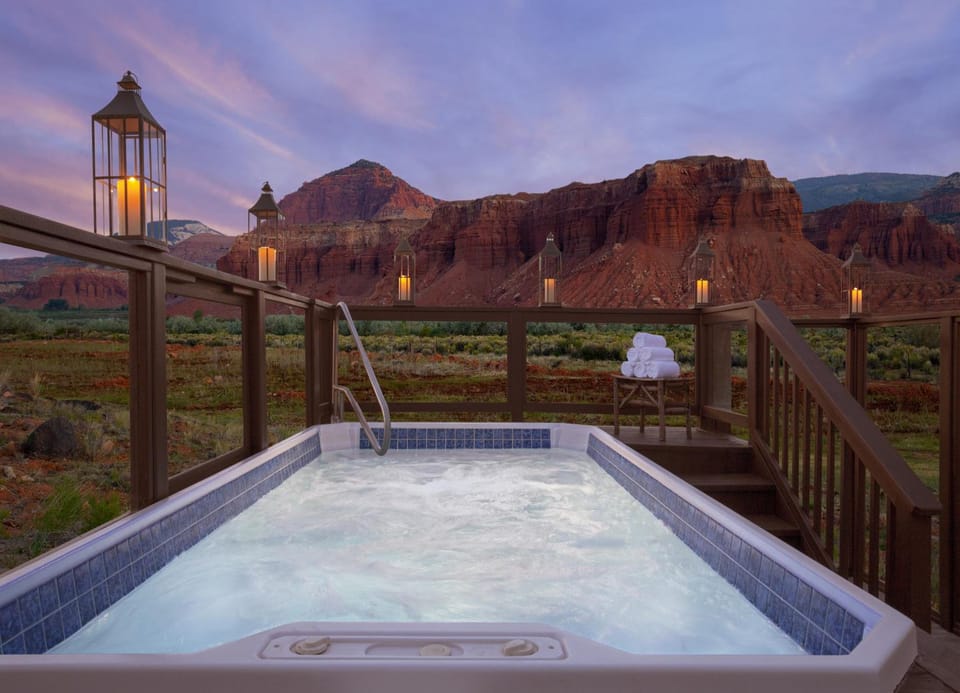Hot tub