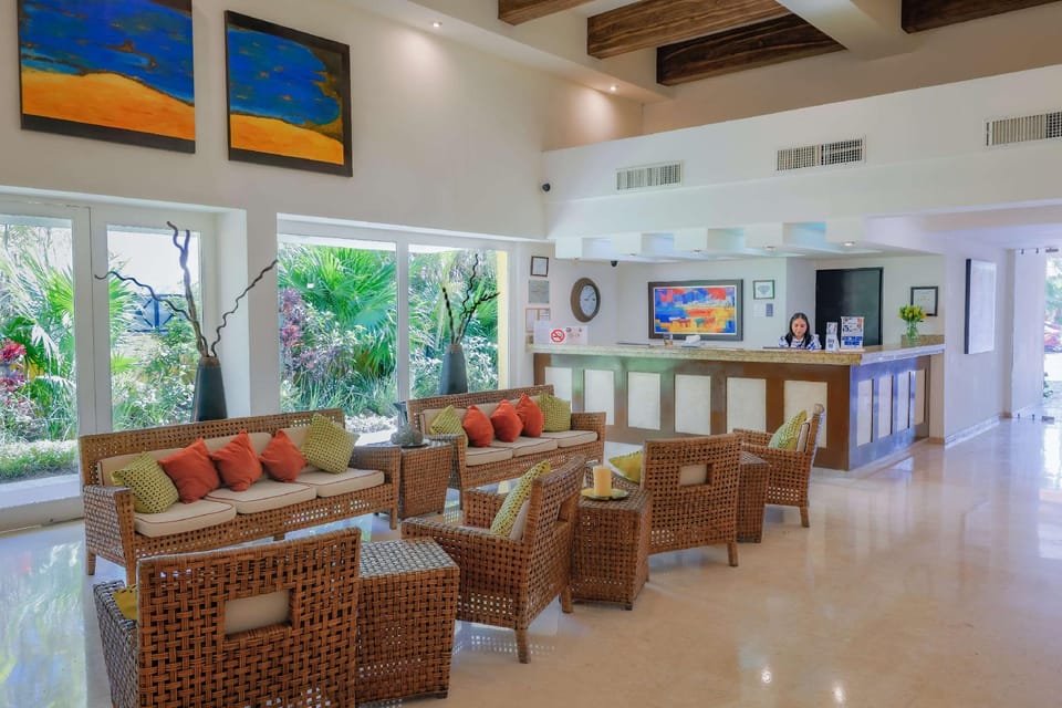 Best Western Hotel Posada Freeman Zona Dorada Hotel in Mazatlan