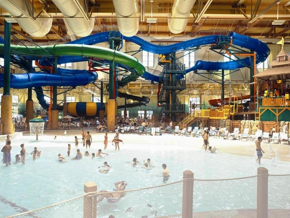 Great Wolf Lodge - Niagara Falls Resort in Niagara Falls