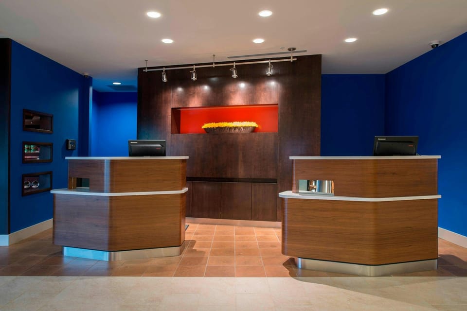 Courtyard by Marriott Columbus Hotel in Columbus