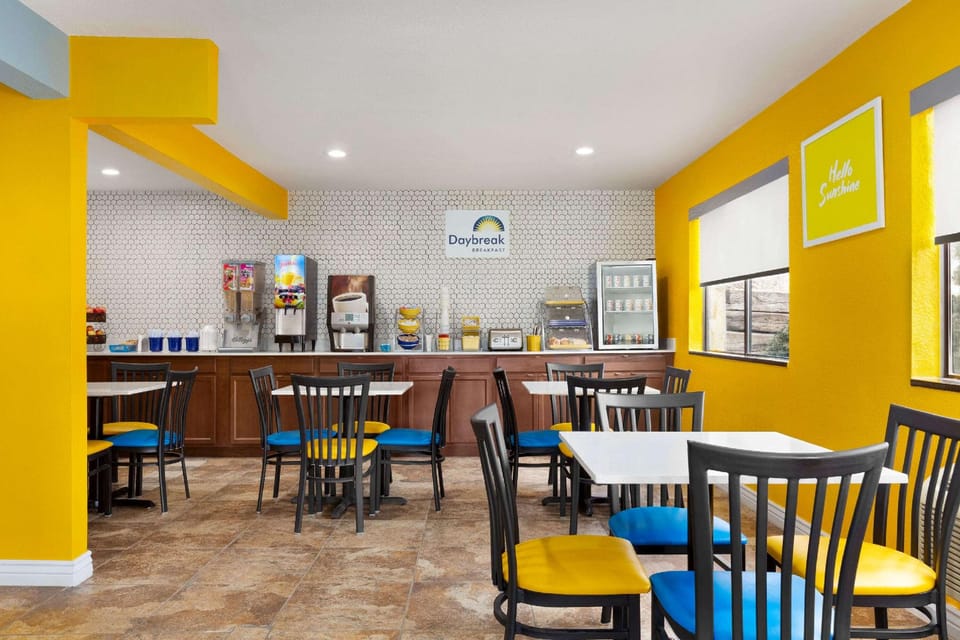 Days Inn by Wyndham Ruidoso Downs Hotel in Ruidoso
