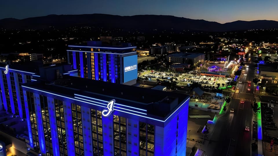 J Resort Hotel in Reno