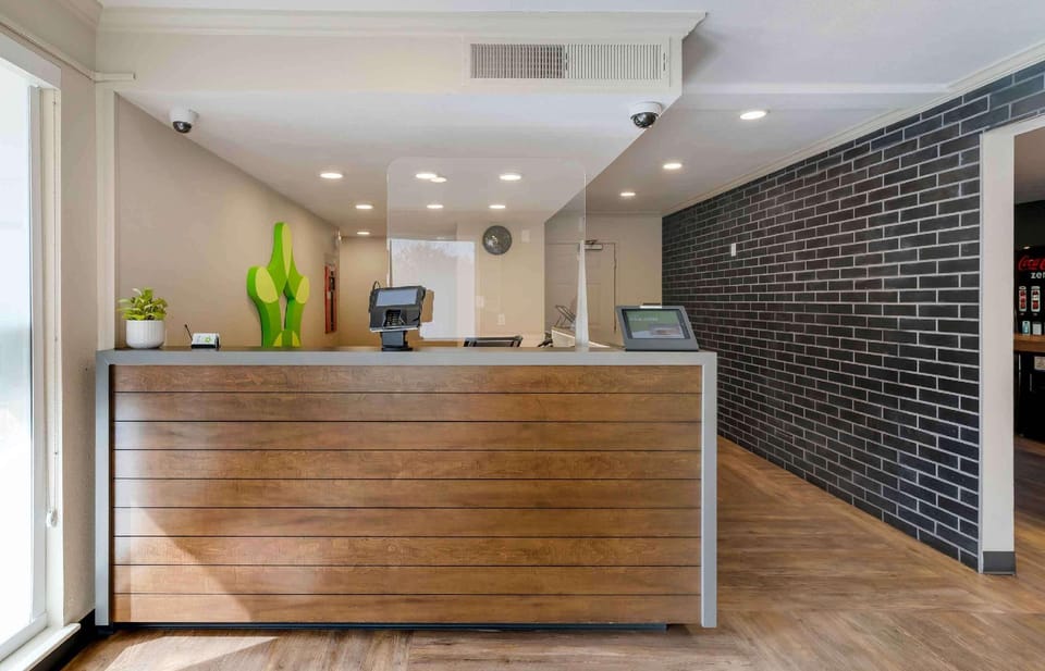 Extended Stay America Suites - San Francisco - San Mateo - SFO Hotel in San Mateo
