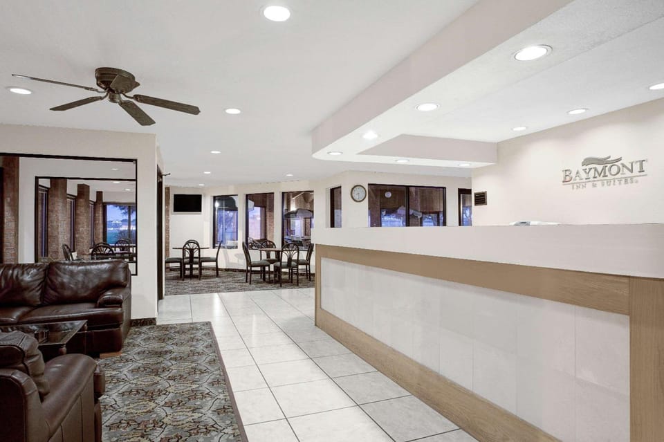 Baymont by Wyndham San Marcos Hotel in San Marcos