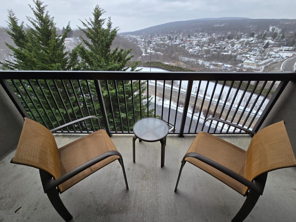 Country Inn & Suites by Radisson, Convention Center Hotel in Allegheny River
