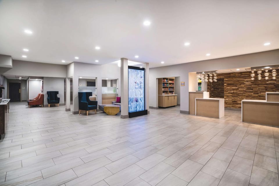La Quinta Inn & Suites by Wyndham Chattanooga North - Hixson Hotel in Hixson