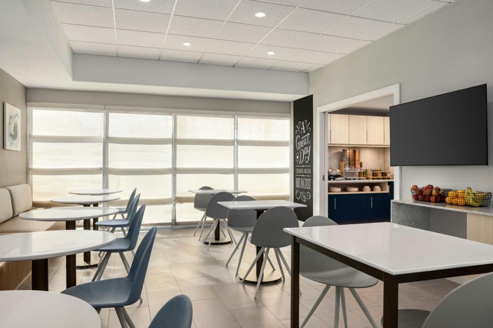 TownePlace Suites by Marriott Anaheim Maingate Near Angel Stadium Hotel in Orange
