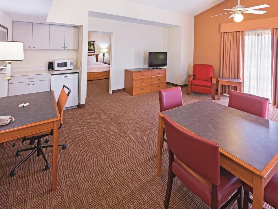 La Quinta Inn by Wyndham San Antonio Lackland Hotel in San Antonio