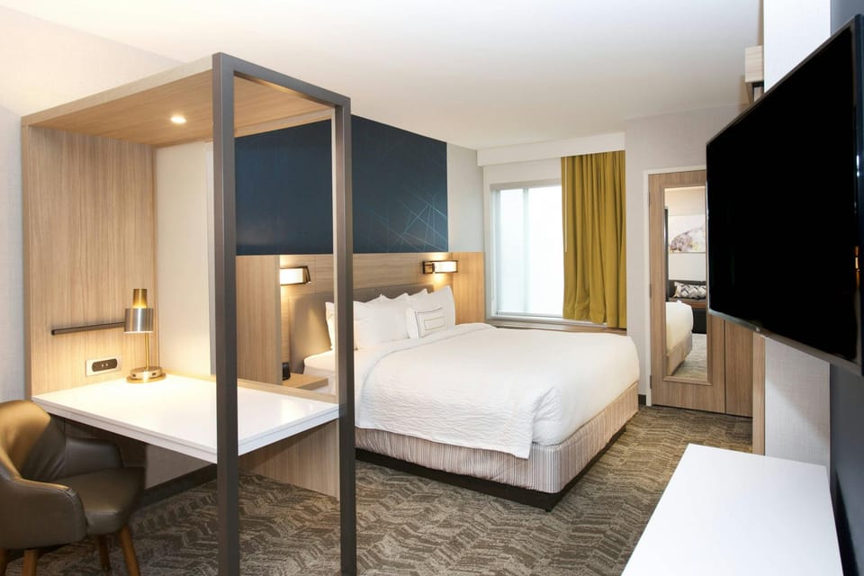 Suite room