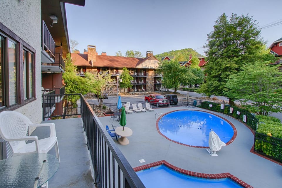 River Edge Inn Hotel in Gatlinburg