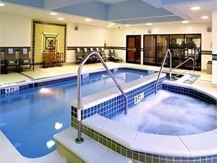 Fairfield by Marriott Inn & Suites Butler Hotel in Allegheny River