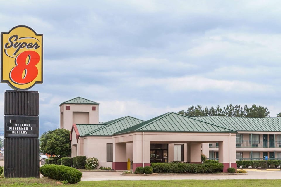 Super 8 By Wyndham Jasper Tx Hotel in Texas