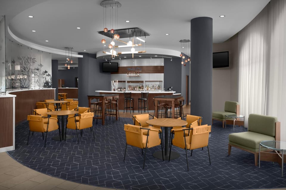 Bar/lounge