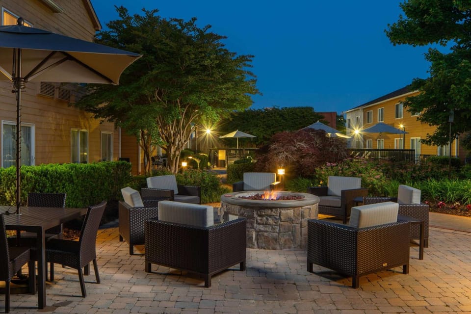Sonesta Select Chattanooga Hamilton Place Hotel in Chattanooga