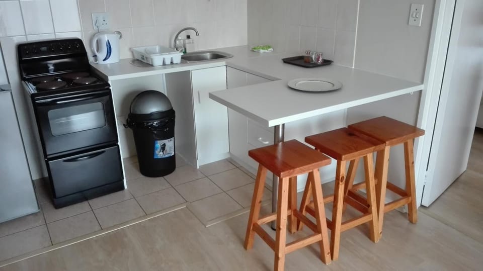 Serengeti Self Catering Units Apartment hotel in Cape Town