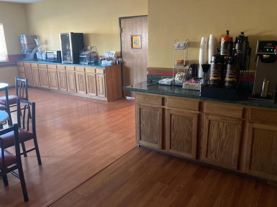 Super 8 By Wyndham Martinsville Hotel in Indiana