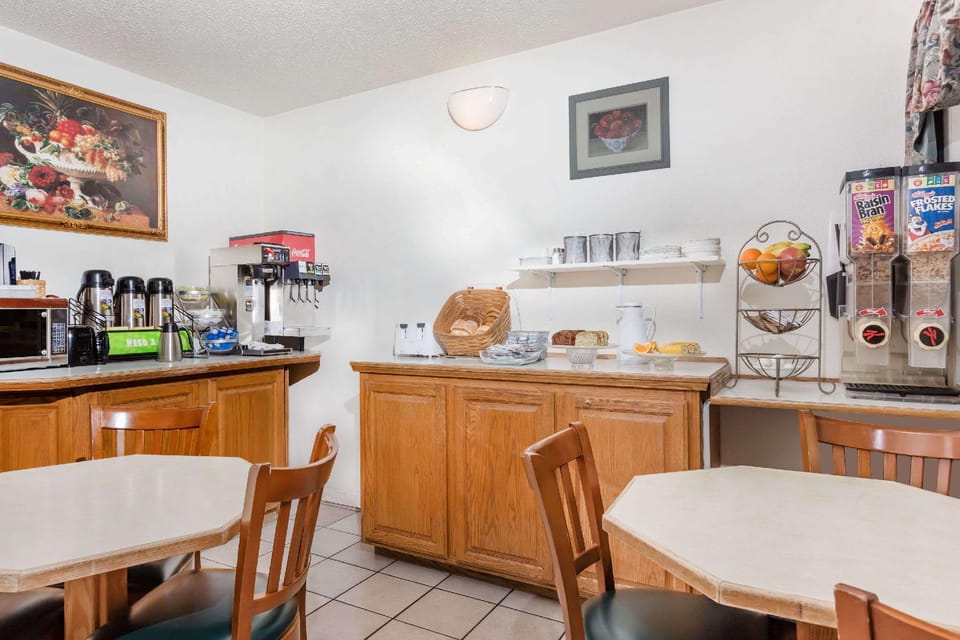 Travelodge by Wyndham Grants Pass Hotel in Grants Pass