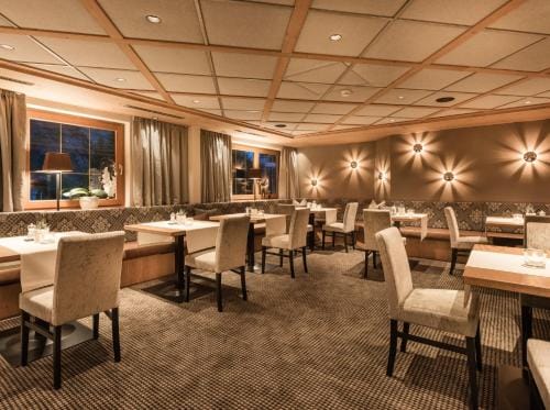 Hotel Post Sport- und Wellness Hotel in Canton of Grisons