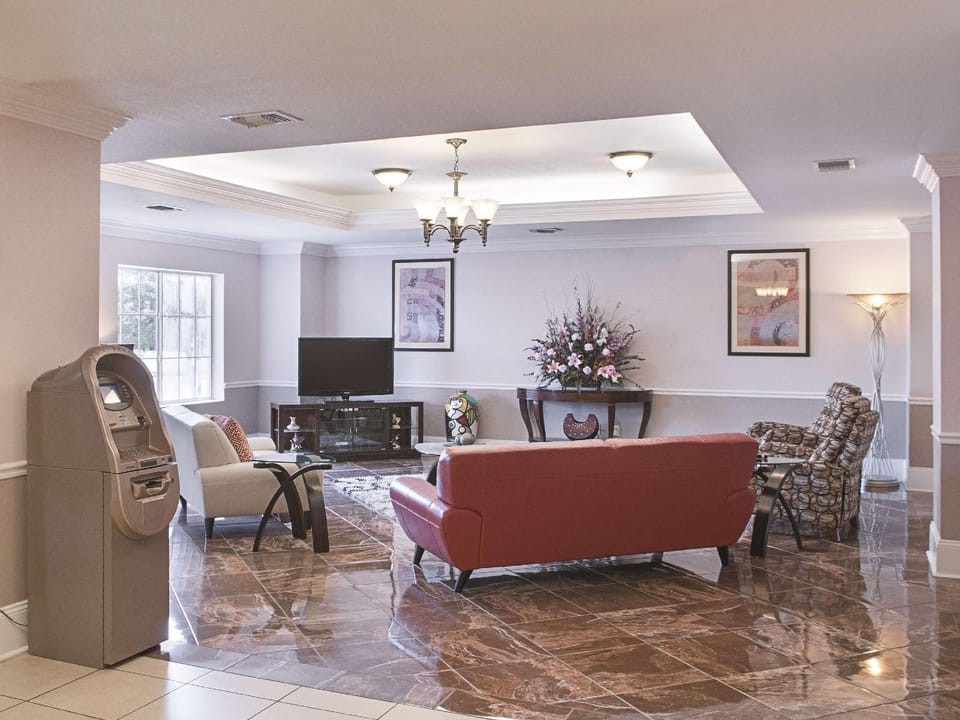 La Quinta Inn & Suites by Wyndham Slidell - North Shore Area Hotel in Slidell