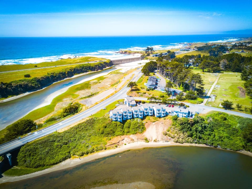 The Beach House Inn Motel in Fort Bragg