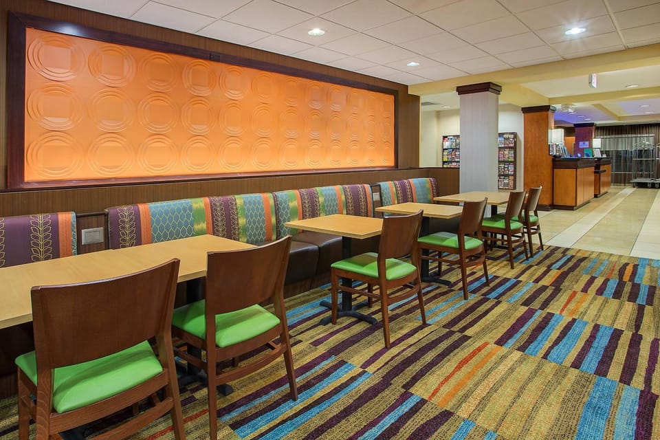Fairfield by Marriott Inn & Suites Sevierville Kodak Hotel in Sevierville