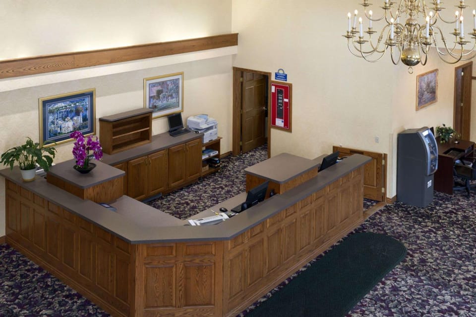 Days Inn by Wyndham Grayling Hotel in Grayling