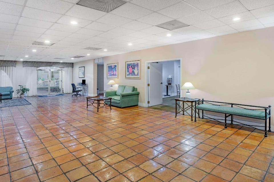 Days Inn by Wyndham Del Rio Hotel in Del Rio
