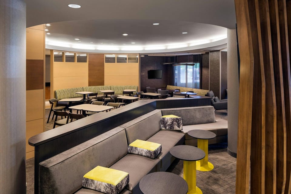 SpringHill Suites by Marriott Bakersfield Hotel in Bakersfield