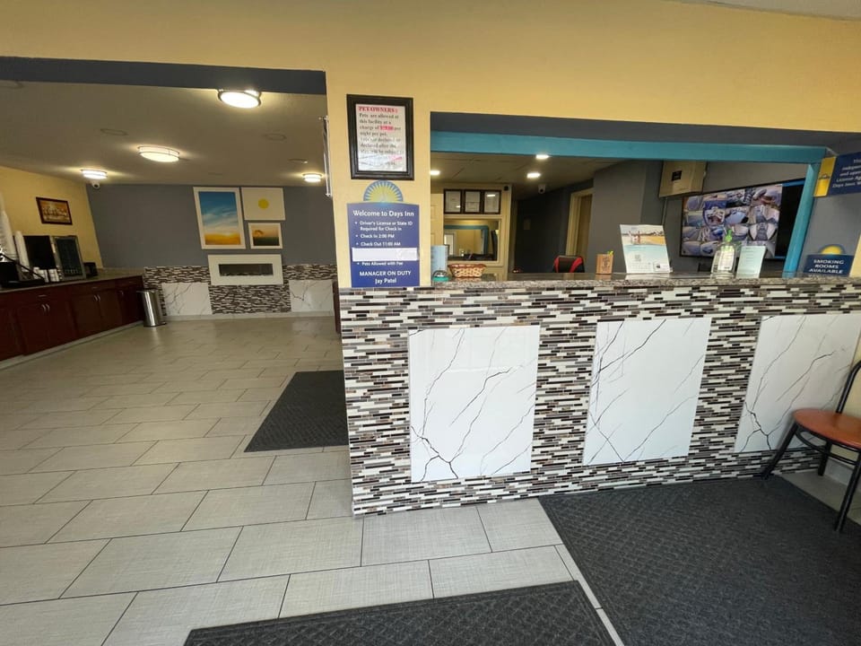 Days Inn by Wyndham Holladay Hotel in Tennessee