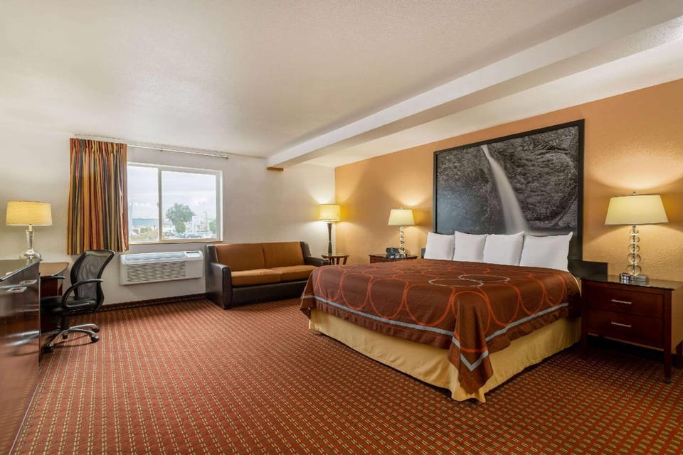 Suite room