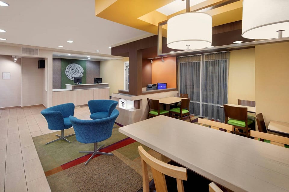 Fairfield by Marriott Inn & Suites Austin-University Area Hotel in Austin