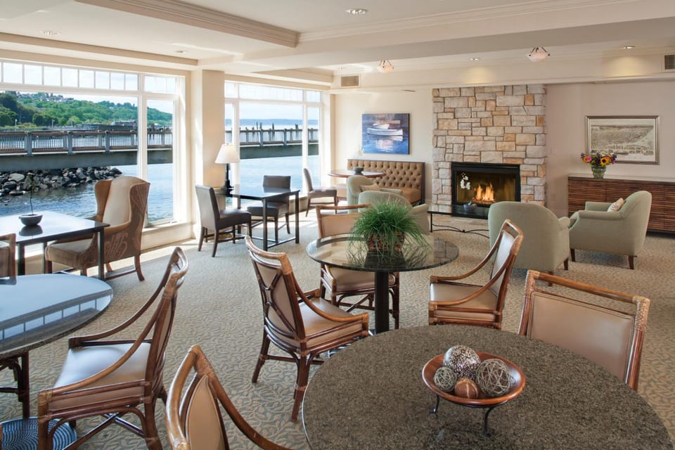 Silver Cloud Inn - Tacoma Waterfront Hotel in Tacoma