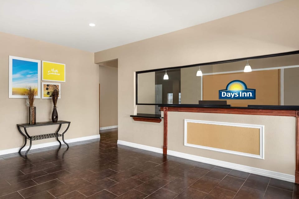 Days Inn by Wyndham San Antonio Near Fiesta Park Hotel in San Antonio