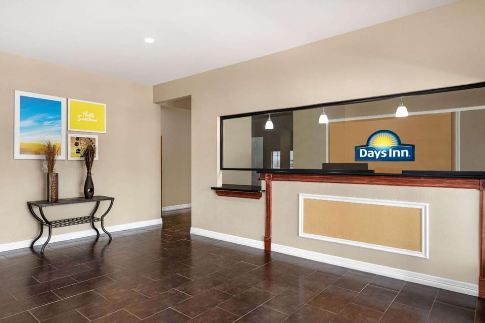 Days Inn by Wyndham San Antonio Near Fiesta Park Hotel in San Antonio