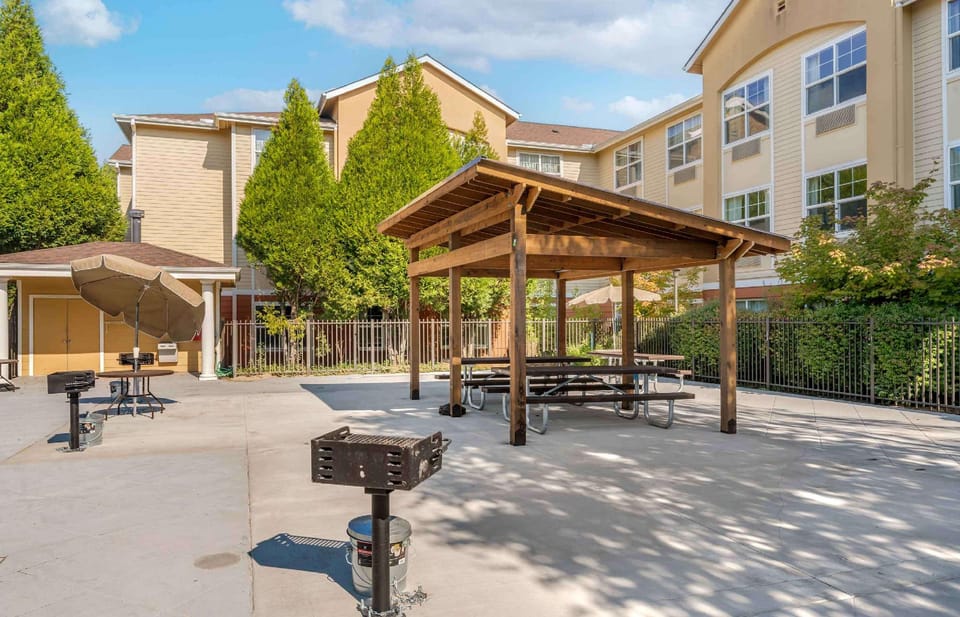 Extended Stay America Suites - Portland - Hillsboro Hotel in Tanasbourne
