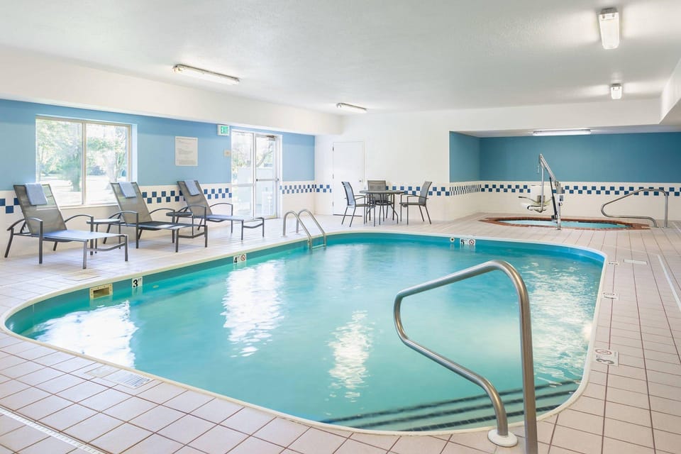 Fairfield by Marriott Inn & Suites Valparaiso Hotel in Valparaiso