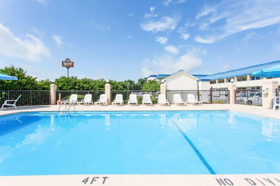 Rodeway Inn High Point - Archdale Hotel in North Carolina
