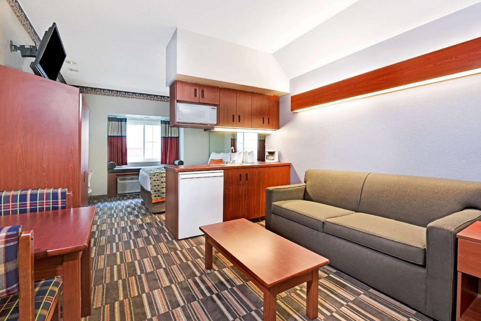 Suite room