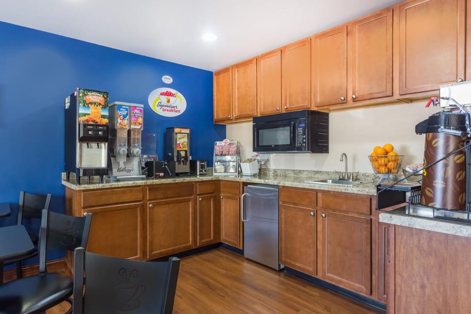 Baymont by Wyndham Platteville Hotel in Wisconsin