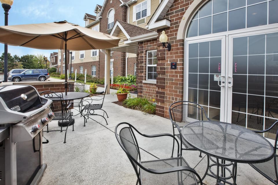 TownePlace Suites by Marriott Milwaukee Brookfield Hotel in Brookfield