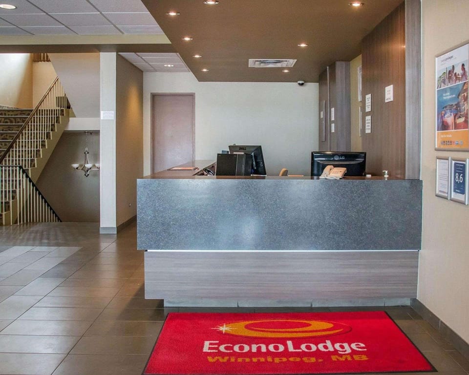 Econo Lodge Winnipeg South Hotel in Winnipeg