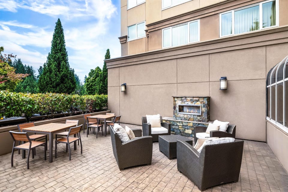 Eastgate Hotel, BW Signature Collection Hotel in Bellevue