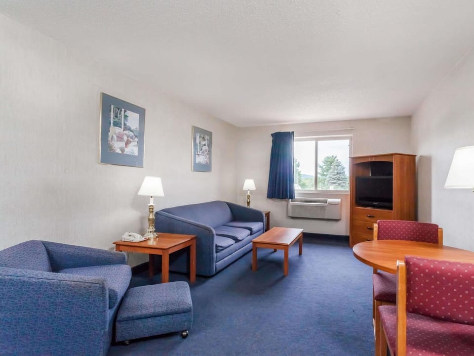Super 8 By Wyndham Sidney Ny Hotel in Sidney