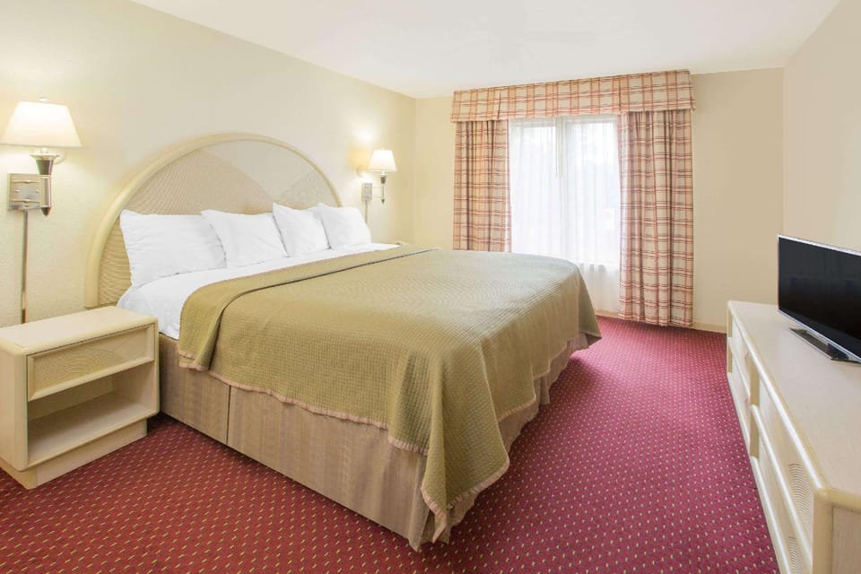 Suite room