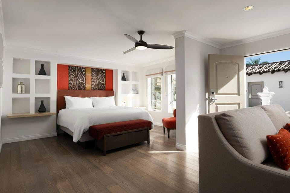 Suite room