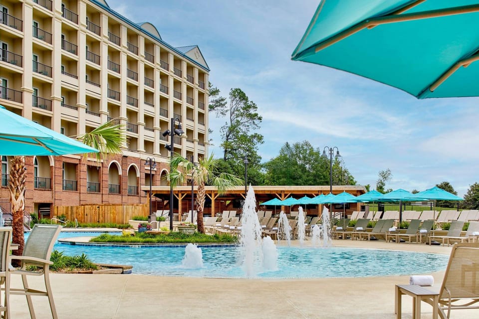 Renaissance Shoals Resort & Spa Hotel in Florence