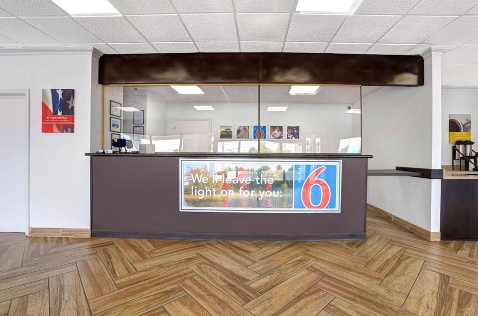 Motel 6 Jacksonville, NC Hotel in Jacksonville