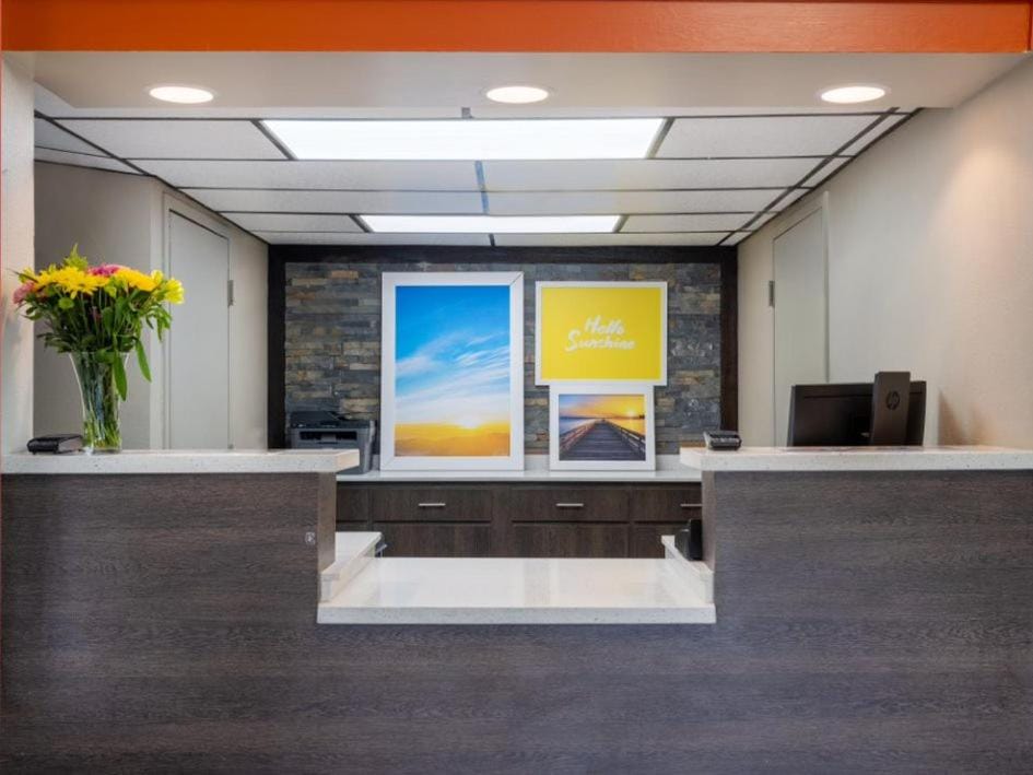 Days Inn by Wyndham Clemson Hotel in Clemson