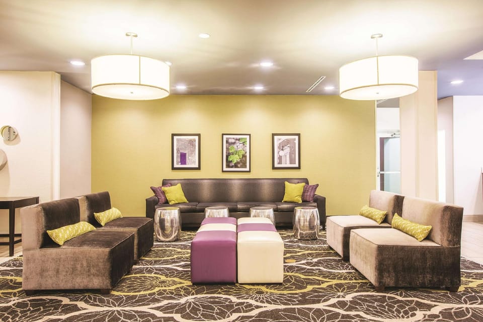 La Quinta Inn & Suites by Wyndham Hattiesburg - I-59 Hotel in Hattiesburg